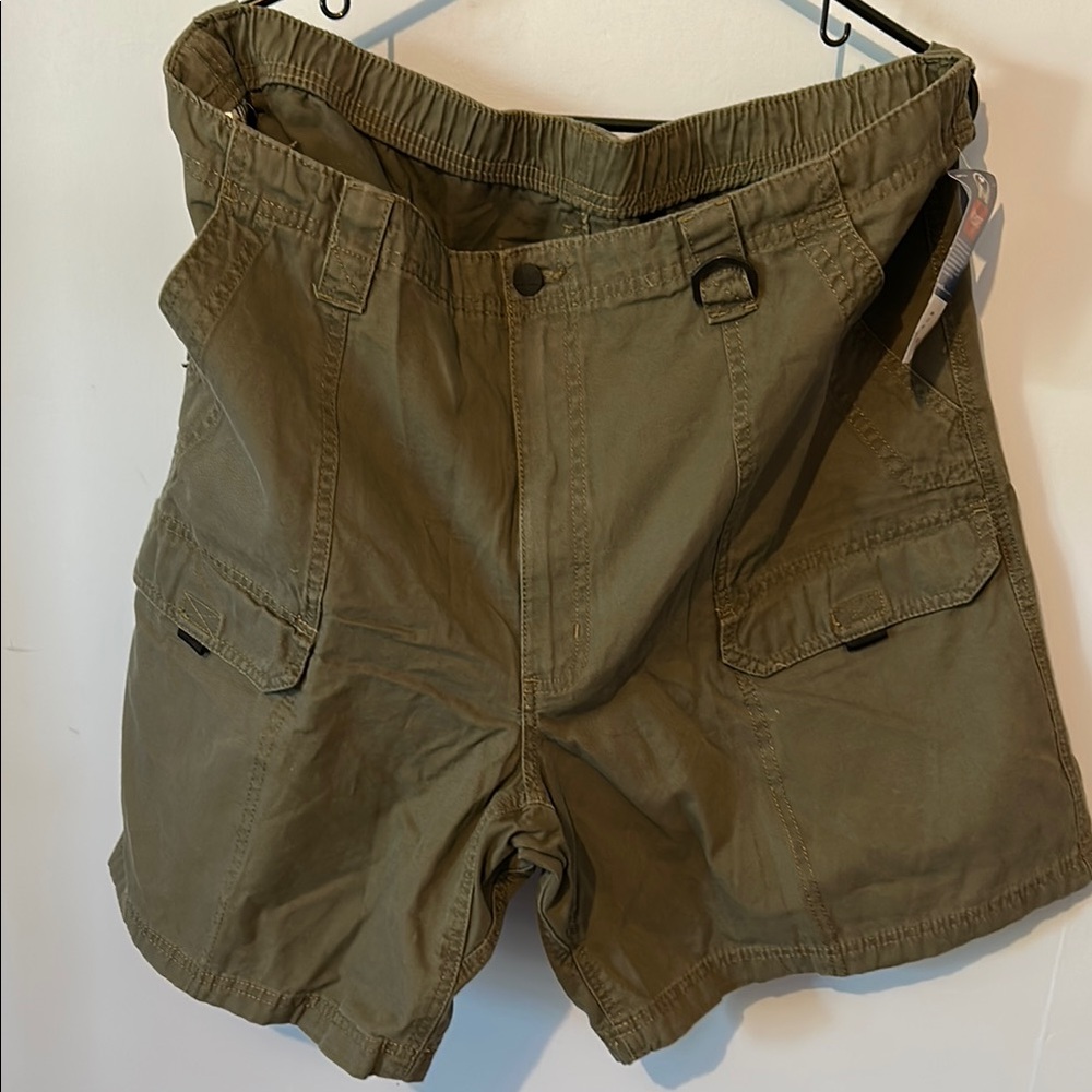 Wrangler Men's Olive Green Cargo Shorts